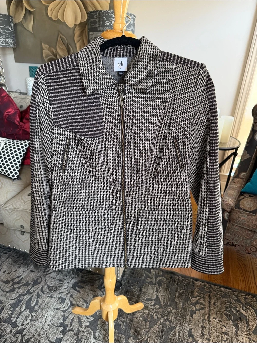 Cabi Houndstooth Zip-Front Jacket in Black and tan #4496